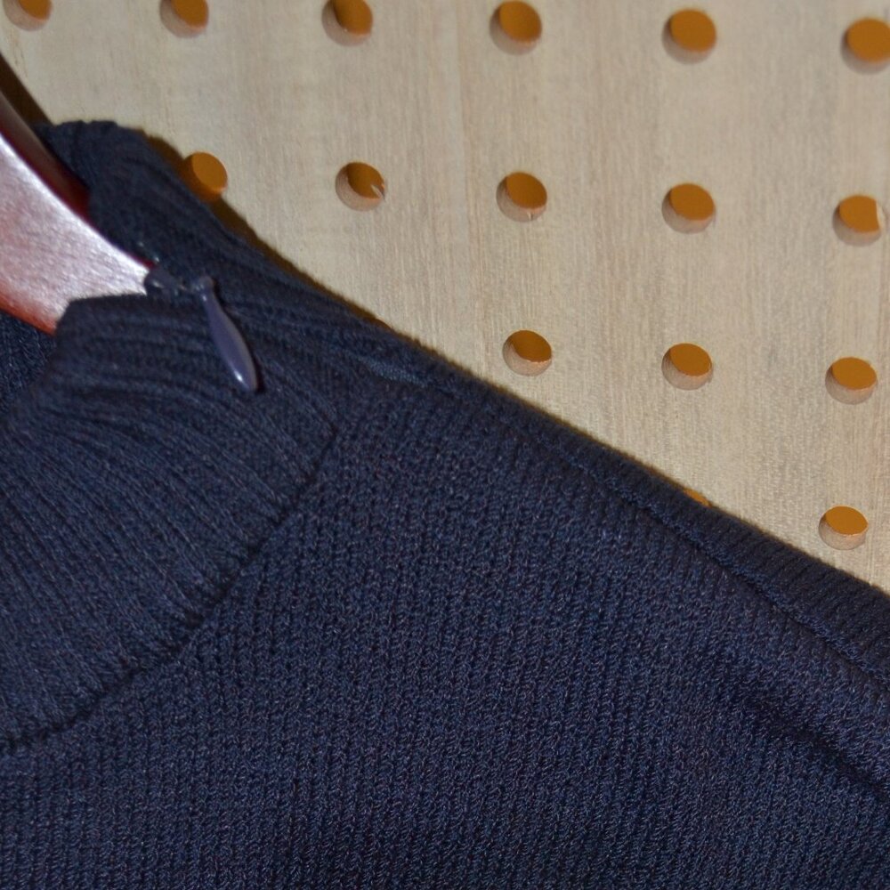 St. John Navy Sweater for Men - Picture 3 of 8